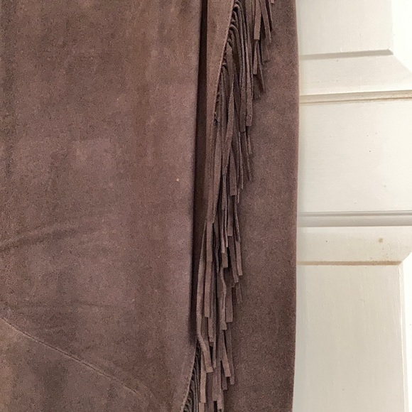 Dark Brown Suede Skirt w/Fringe - Picture 4 of 9